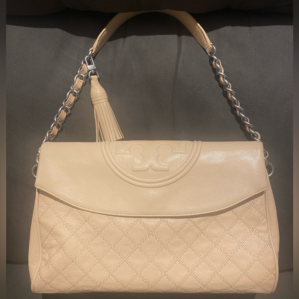 EUC TORY BURCH Fleming Distressed Leather Fold-Over Hobo Shoulder Purse CREAM